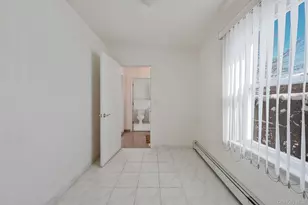 36 Frost Pond Rd, Glen Cove, NY 11542 - Photo 14