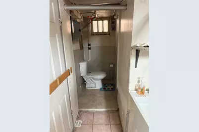 9021 189th Street, Hollis, NY 11423 - Photo 12