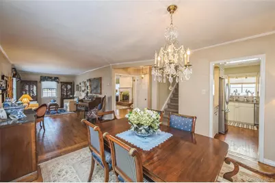 191 Euston Road S, Garden City South, NY 11530 - Photo 4