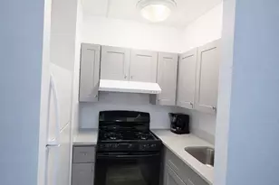 143-50 Barclay Ave, Flushing, NY 11355 - Photo 6