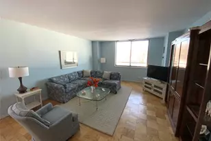 271-10 Grand Central Pkwy, Floral Park, NY 11005 - Photo 2