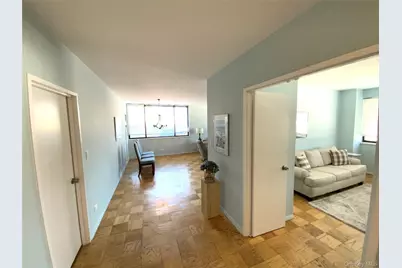 27110 Grand Central Parkway #1E, Floral Park, NY 11005 - Photo 8