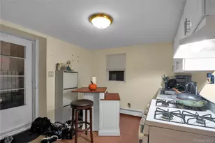 1763 E Berkshire Rd, Merrick, NY 11566 - Photo 20