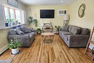 6 E Kissimee Rd, Lindenhurst, NY 11757 - Photo 4