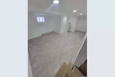 359 Erlanger Blvd, North Babylon, NY 11703 - Photo 10