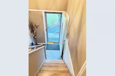 1454 Illinois Avenue, Bay Shore, NY 11706 - Photo 16