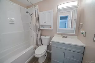 852 Skyline Dr, Coram, NY 11727 - Photo 14