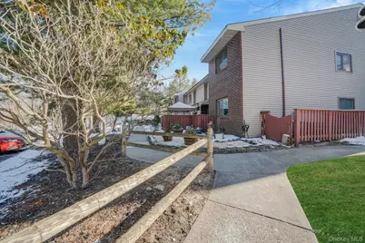 852 Skyline Drive, Coram, NY 11727 - Photo 20