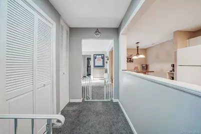 852 Skyline Drive, Coram, NY 11727 - Photo 10