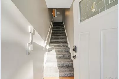 852 Skyline Drive, Coram, NY 11727 - Photo 18