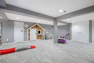 16 Valley Ln N, Woodmere, NY 11581 - Photo 30