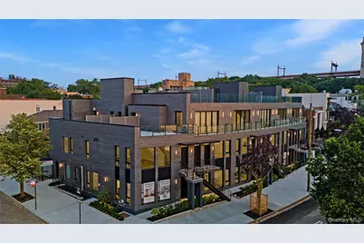 2131 Shore Boulevard #1-E, Astoria, NY 11105 - Photo 1