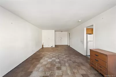 370 Westchester Avenue #2N, Port Chester, NY 10573 - Photo 12