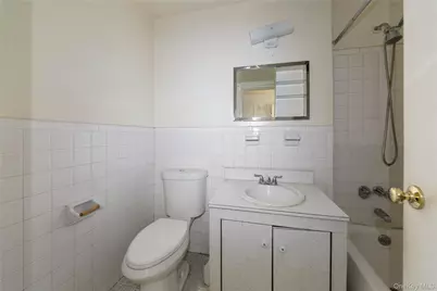 370 Westchester Avenue #2N, Port Chester, NY 10573 - Photo 14