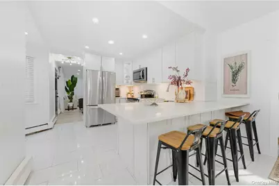 54 Morning Glory Road, Levittown, NY 11756 - Photo 8