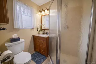 7 Poinsetta Ave, Middle Island, NY 11953 - Photo 10