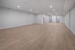 21-31 Shore Blvd, Astoria, NY 11105 - Photo 10