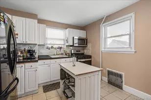 89-13 213th St, Queens Village, NY 11427 - Photo 8