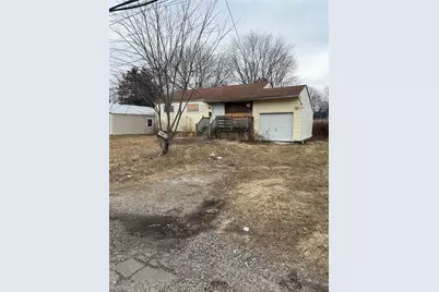 743 Hoffman Avenue, Bellport, NY 11713 - Photo 2