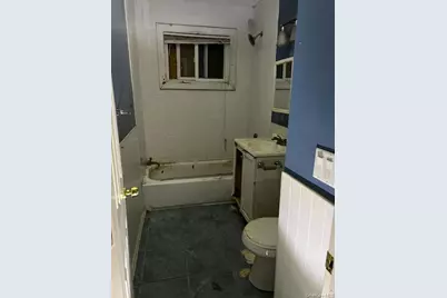 743 Hoffman Avenue, Bellport, NY 11713 - Photo 8