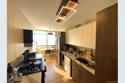 26910 Grand Central Parkway #9E, Floral Park, NY 11005 - Photo 16