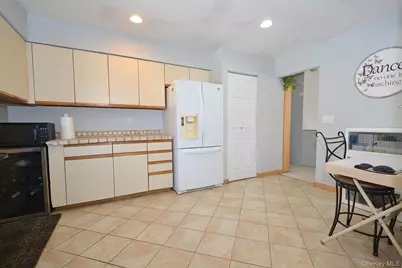 263 N Bicycle Path, Selden, NY 11784 - Photo 16