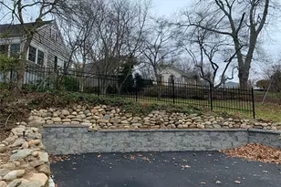 108 La Rue Dr, Huntington, NY 11743 - Photo 26