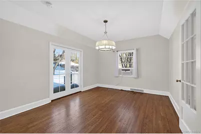 108 La Rue Drive, Huntington, NY 11743 - Photo 8