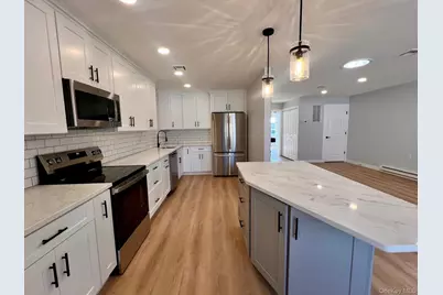 278B Berwick Court #278B, Ridge, NY 11961 - Photo 4