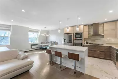 1324 Robin Lane #1195, Bayside, NY 11360 - Photo 2