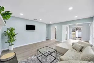 65 Federal Ln, Coram, NY 11727 - Photo 12