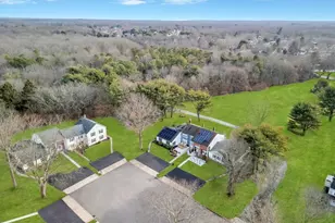 65 Federal Ln, Coram, NY 11727 - Photo 8