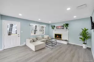 65 Federal Ln, Coram, NY 11727 - Photo 10