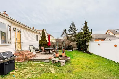 2340 Devon Street, East Meadow, NY 11554 - Photo 28