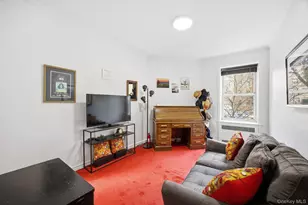 124-16 84th Rd, Kew Gardens, NY 11415 - Photo 16