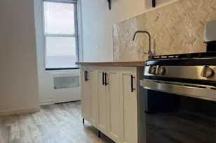 22-87 Mott Ave, Far Rockaway, NY 11691 - Photo 10