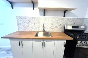 22-87 Mott Ave, Far Rockaway, NY 11691 - Photo 20