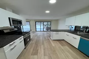 80 Northgate Cir, Melville, NY 11747 - Photo 2