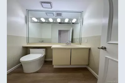 80 Northgate Circle, Melville, NY 11747 - Photo 12