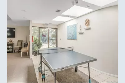 80 Northgate Circle, Melville, NY 11747 - Photo 20