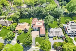 48 Nassau Dr, Great Neck, NY 11021 - Photo 36