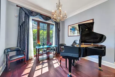 48 Nassau Drive, Great Neck, NY 11021 - Photo 8