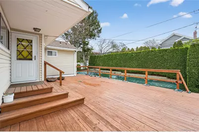 50 Netto Lane, Plainview, NY 11803 - Photo 22