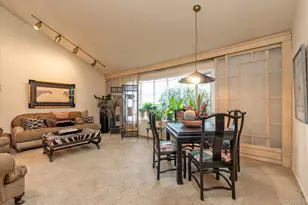 1055 Cedarhurst St, Woodmere, NY 11581 - Photo 2