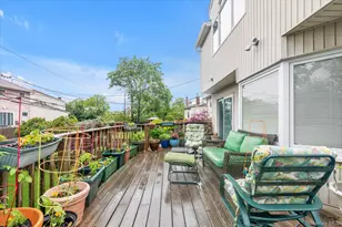 1055 Cedarhurst St, Woodmere, NY 11581 - Photo 24