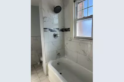 139 Derby Street, Valley Stream, NY 11581 - Photo 6