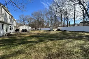 2 Daylilly Ct, Middle Island, NY 11953 - Photo 28