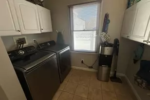 2 Daylilly Ct, Middle Island, NY 11953 - Photo 8