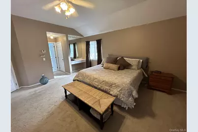 2 Daylilly Court, Middle Island, NY 11953 - Photo 16