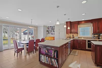 16 Herbert Avenue, White Plains, NY 10606 - Photo 12